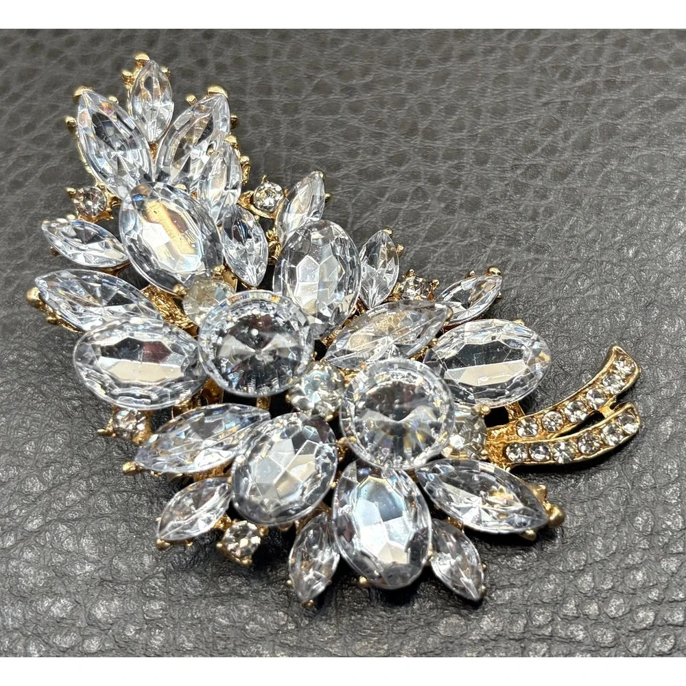 Vintage Clear Rhinestone Cluster Leaf Brooch Rivoli Marquise Crystal Gold Tone